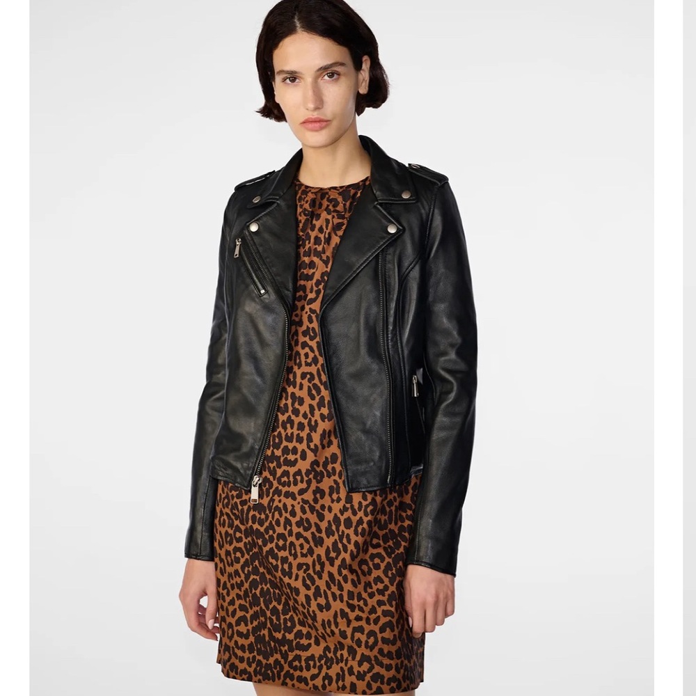 MADELINE ASYMMETRICAL LEATHER JACKET
Color: Black
Size: M
